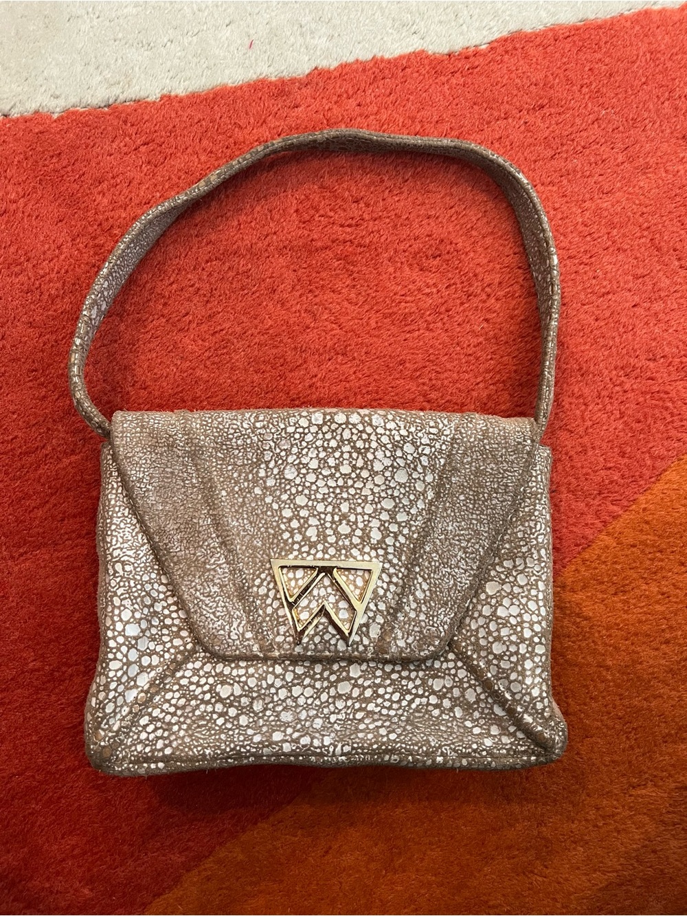 Kelly Wynne Ivory Leather Shoulder Bag Clutch